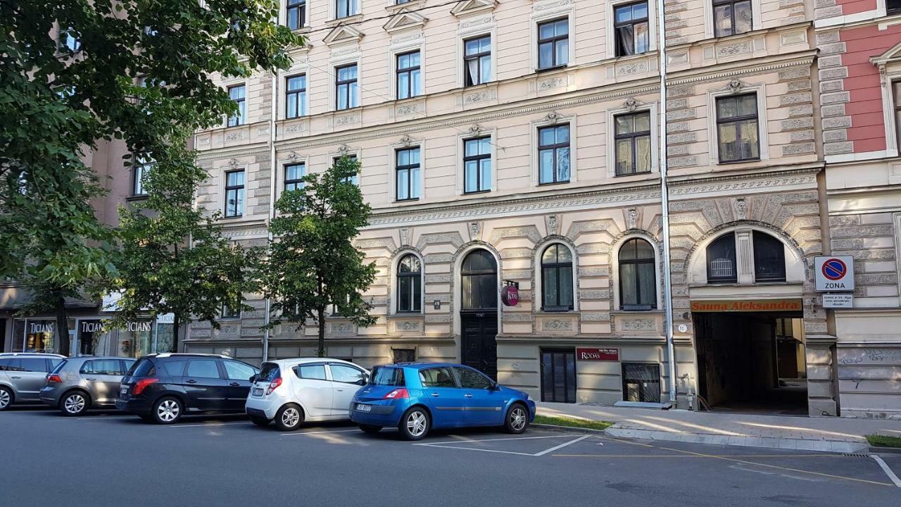 Renovated Apartment In Riga Center Экстерьер фото