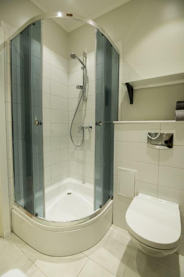 Renovated Apartment In Riga Center Экстерьер фото